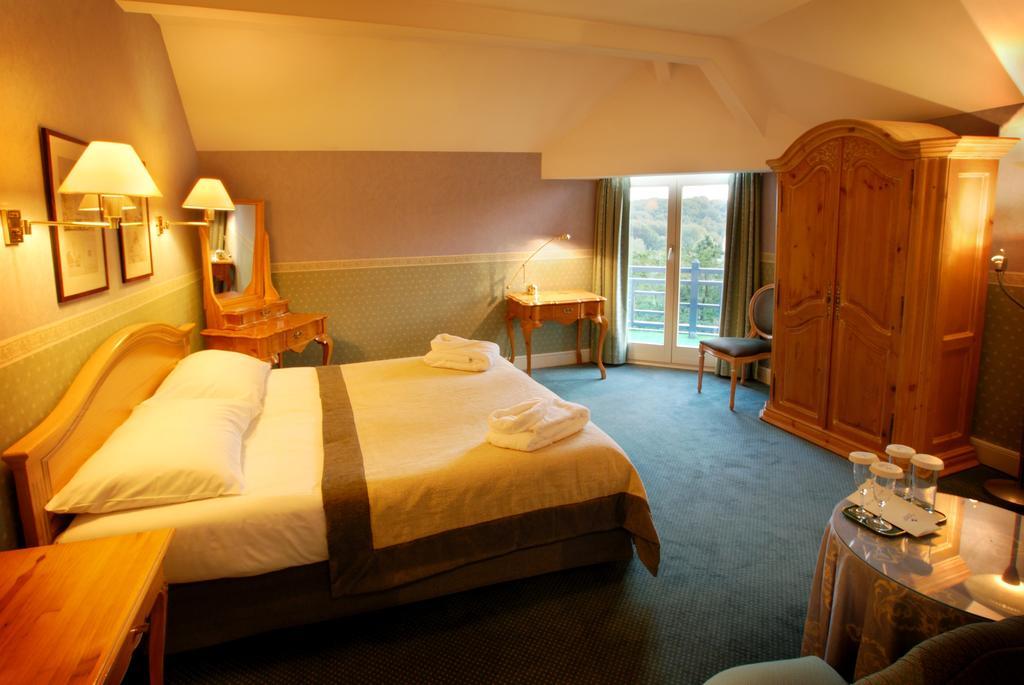 Hotel Martin'S Manoir Genval Exterior foto